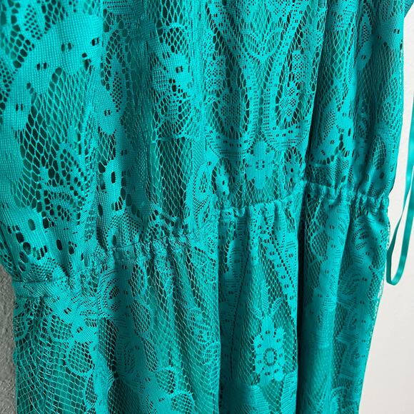 Gianni Bini Size Medium Teal Green Lace Sleeveless Dress with Fringe Hem Halter - Picture 3 of 10